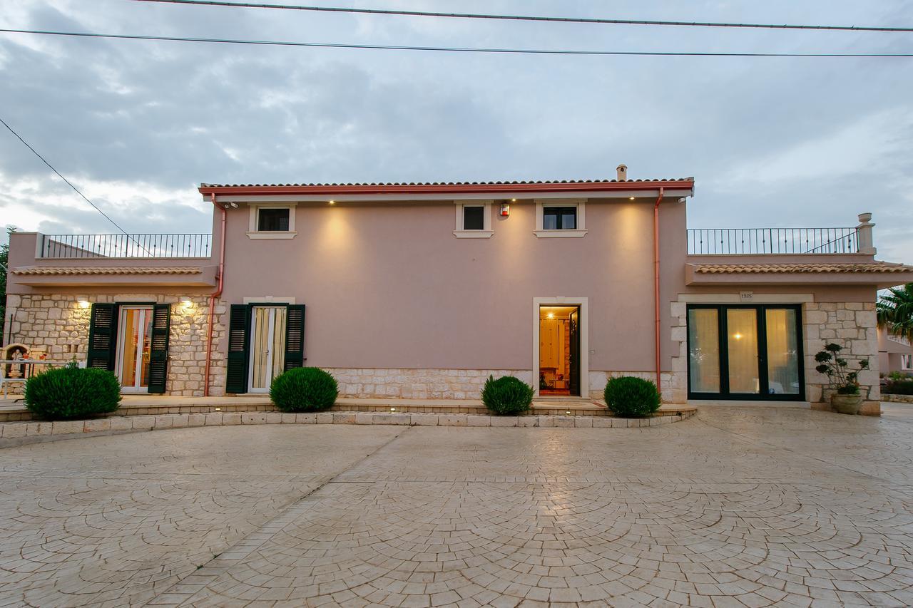 Bed and Breakfast Barokhouse Scicli Exterior foto